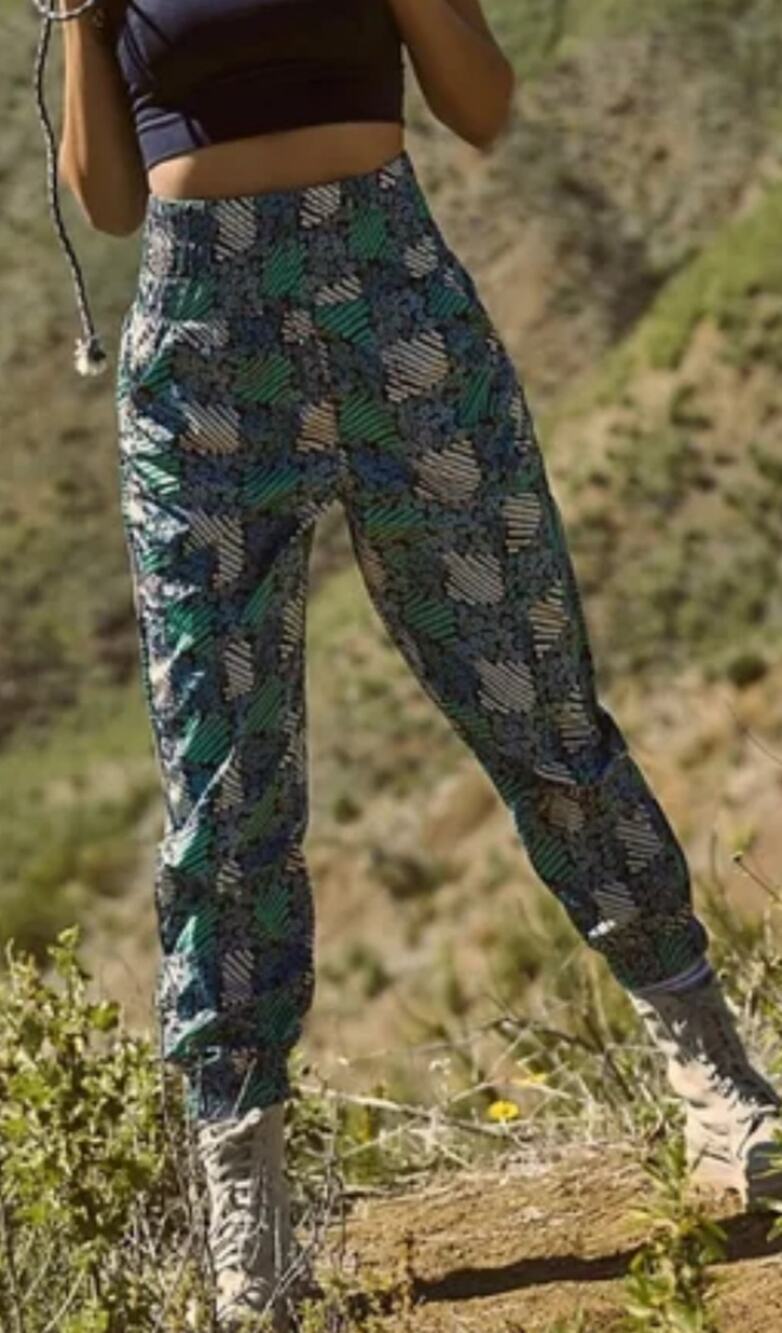 Free People Movement the way home pants NWOT pull on pants blue joggers small